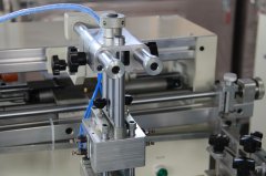 东莞丝印机厂（chǎng）家讲诉丝印机